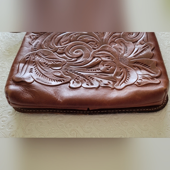 Patricia Nash Crossbody purse - Picture 10 of 16